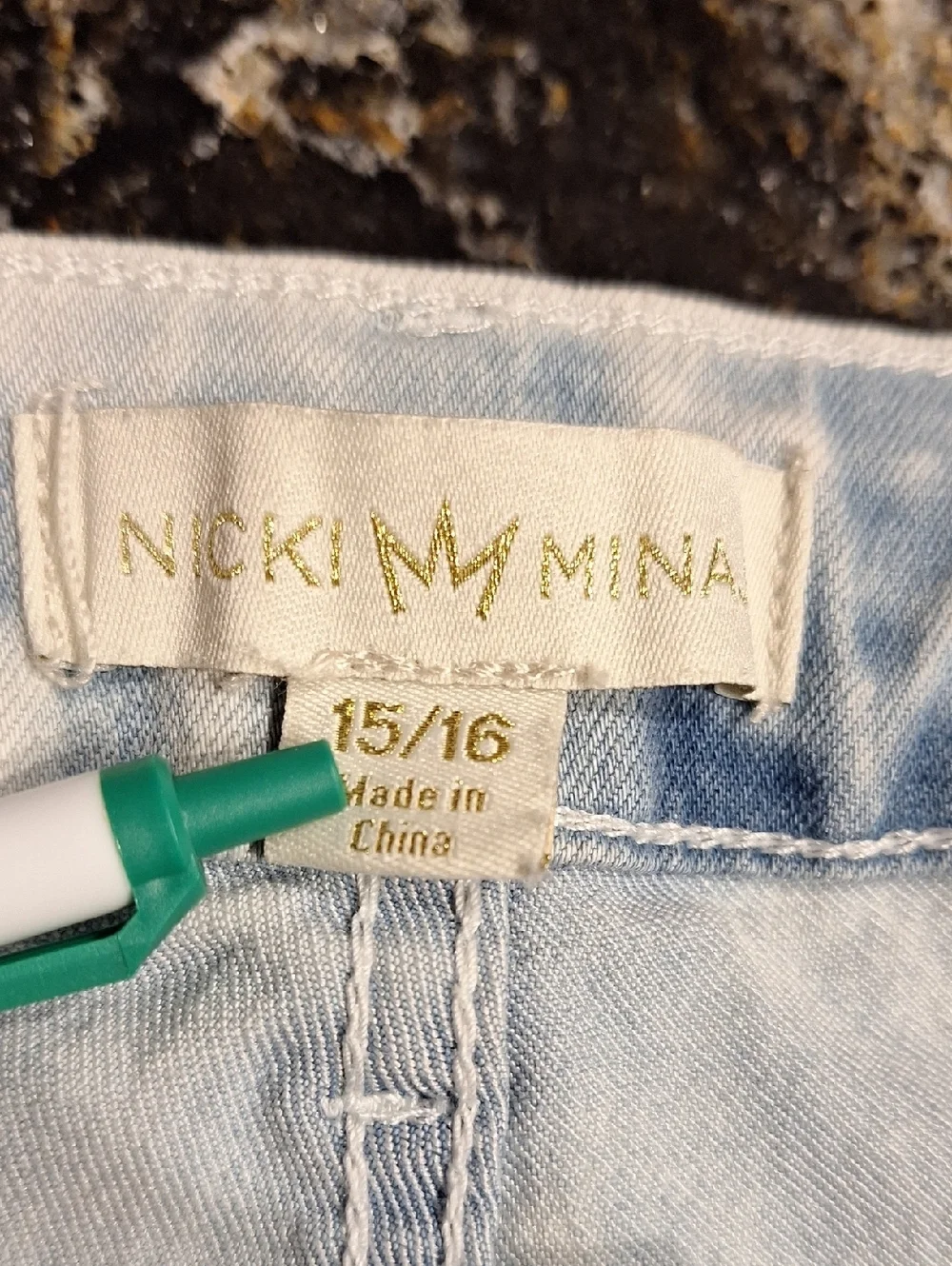 Nicki Minaj 11 inseam