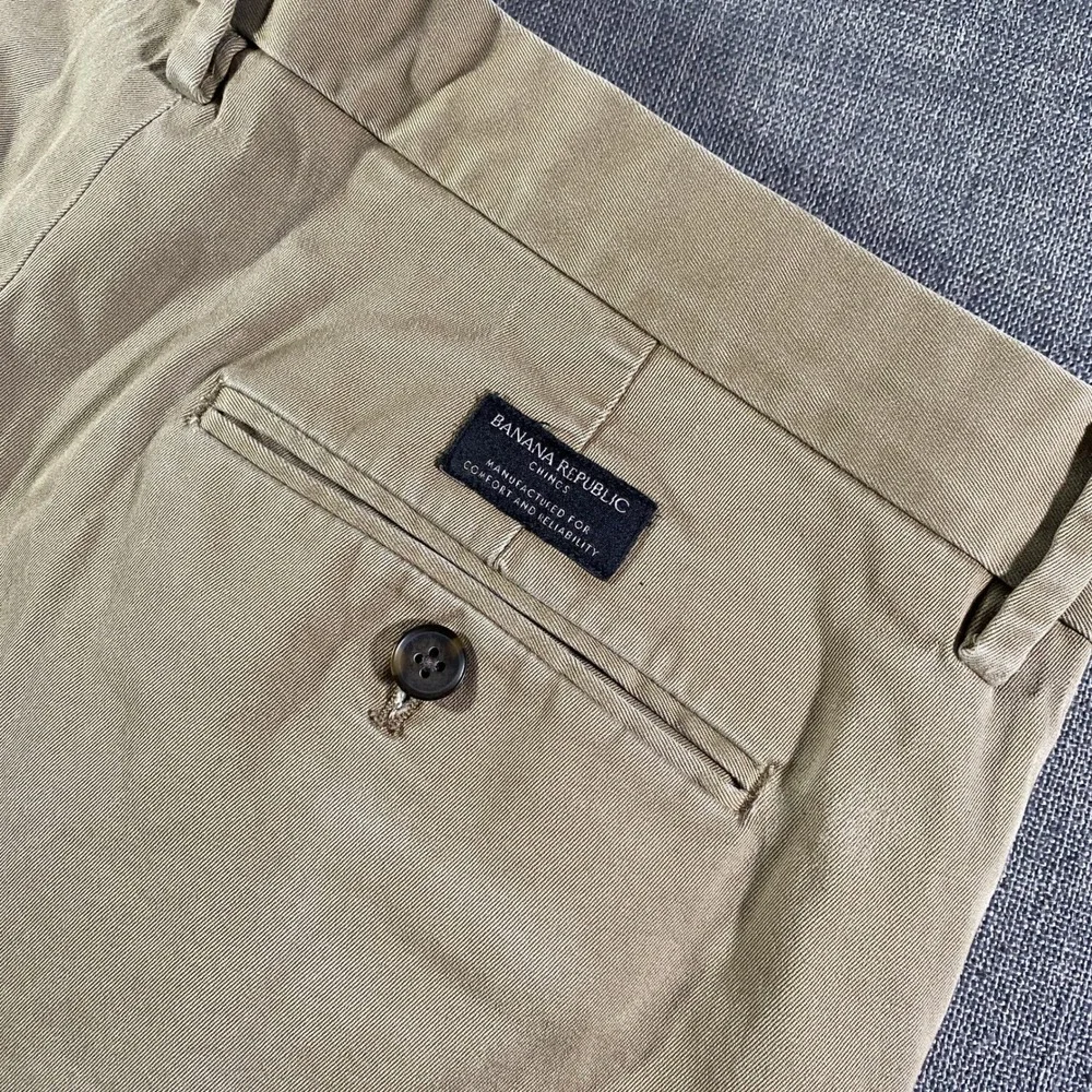 Banana Republic Tapered Fit Khaki Chinos Pants Men 35x34‎ Casual Work Wear