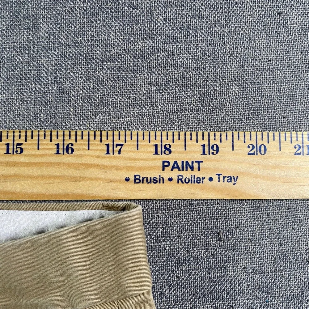 Banana Republic small hole