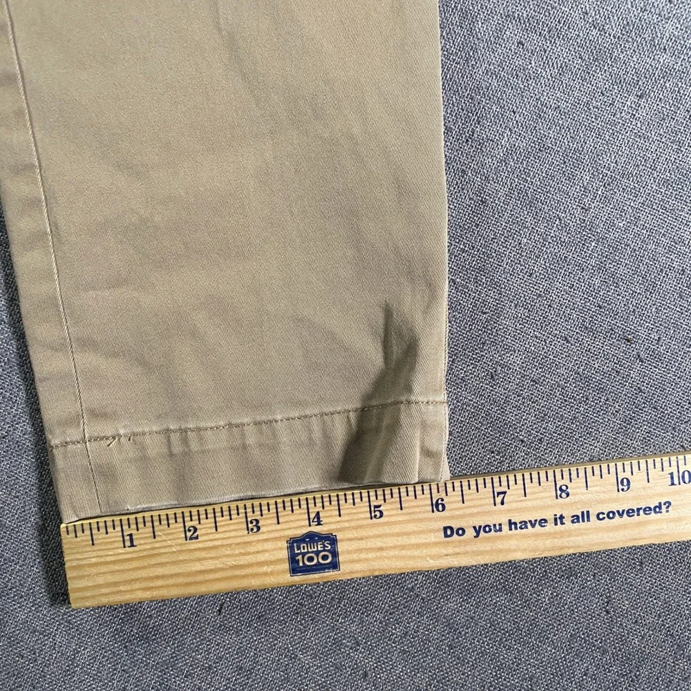 Banana Republic small hole
