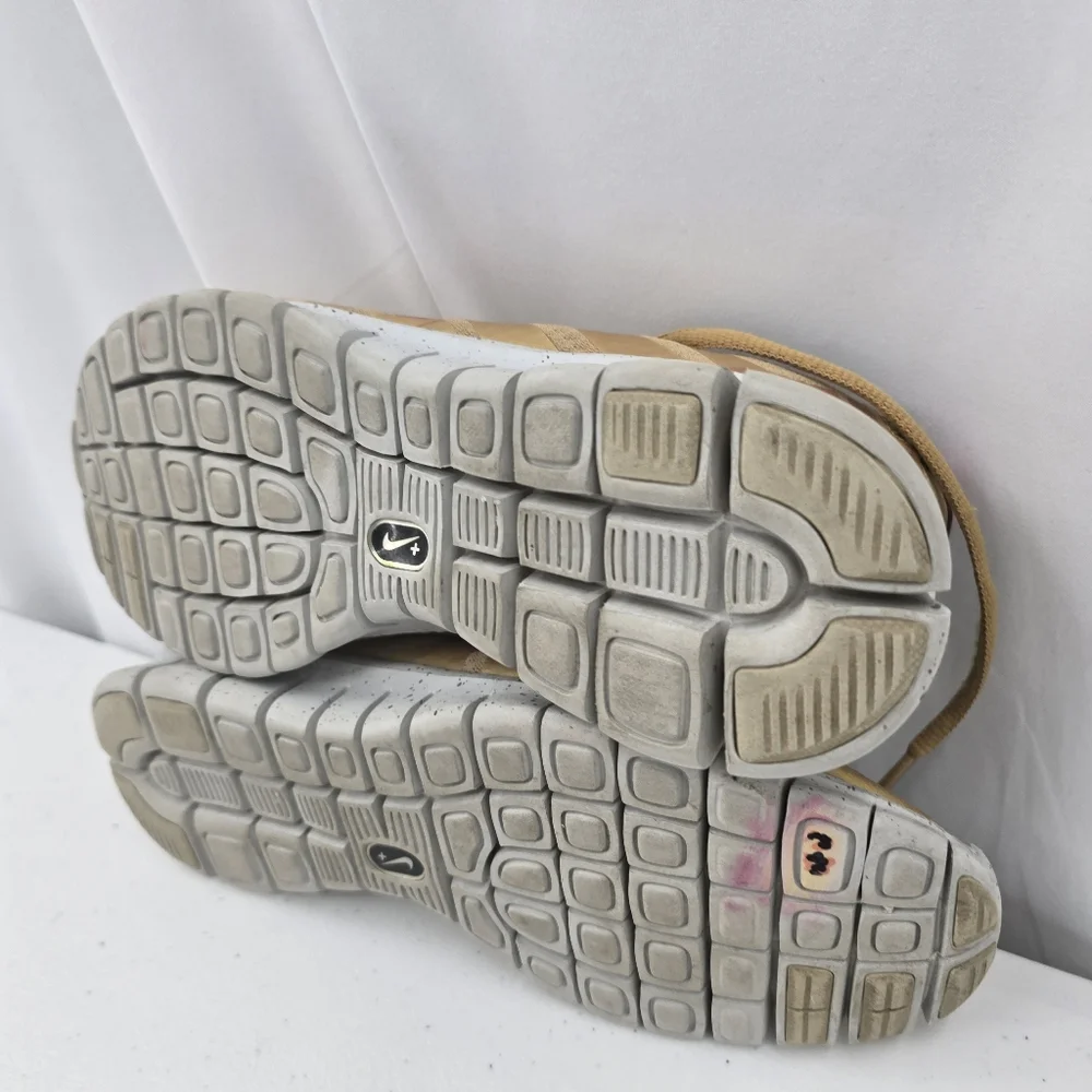 Nike free powelines