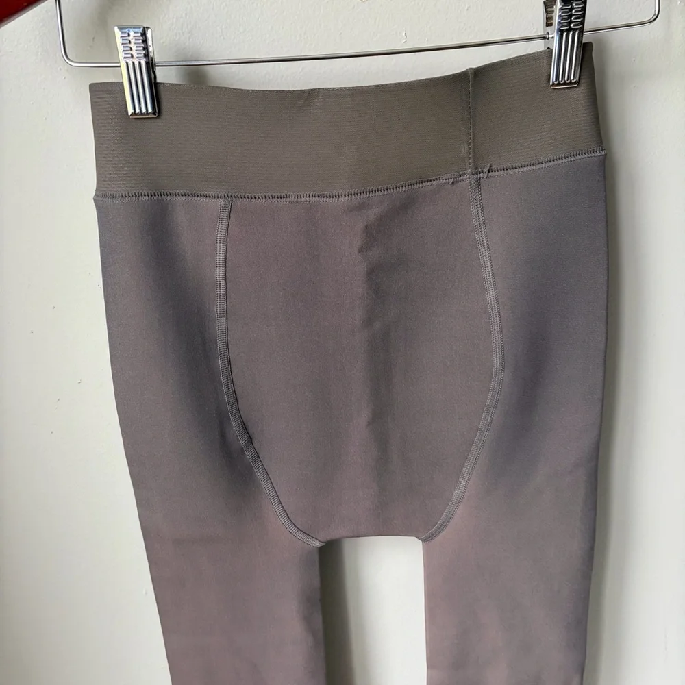 The Unbranded Brand sleek gray