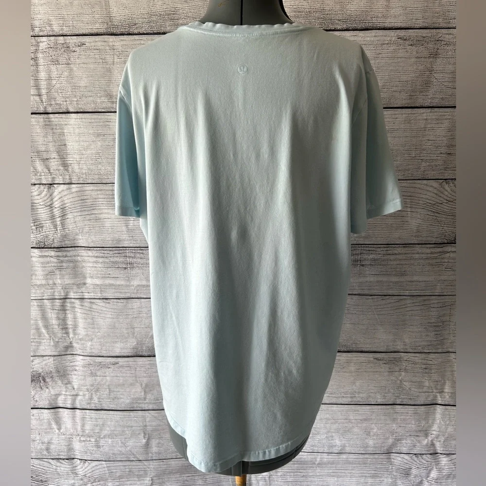 lululemon athletica tee pale measurements