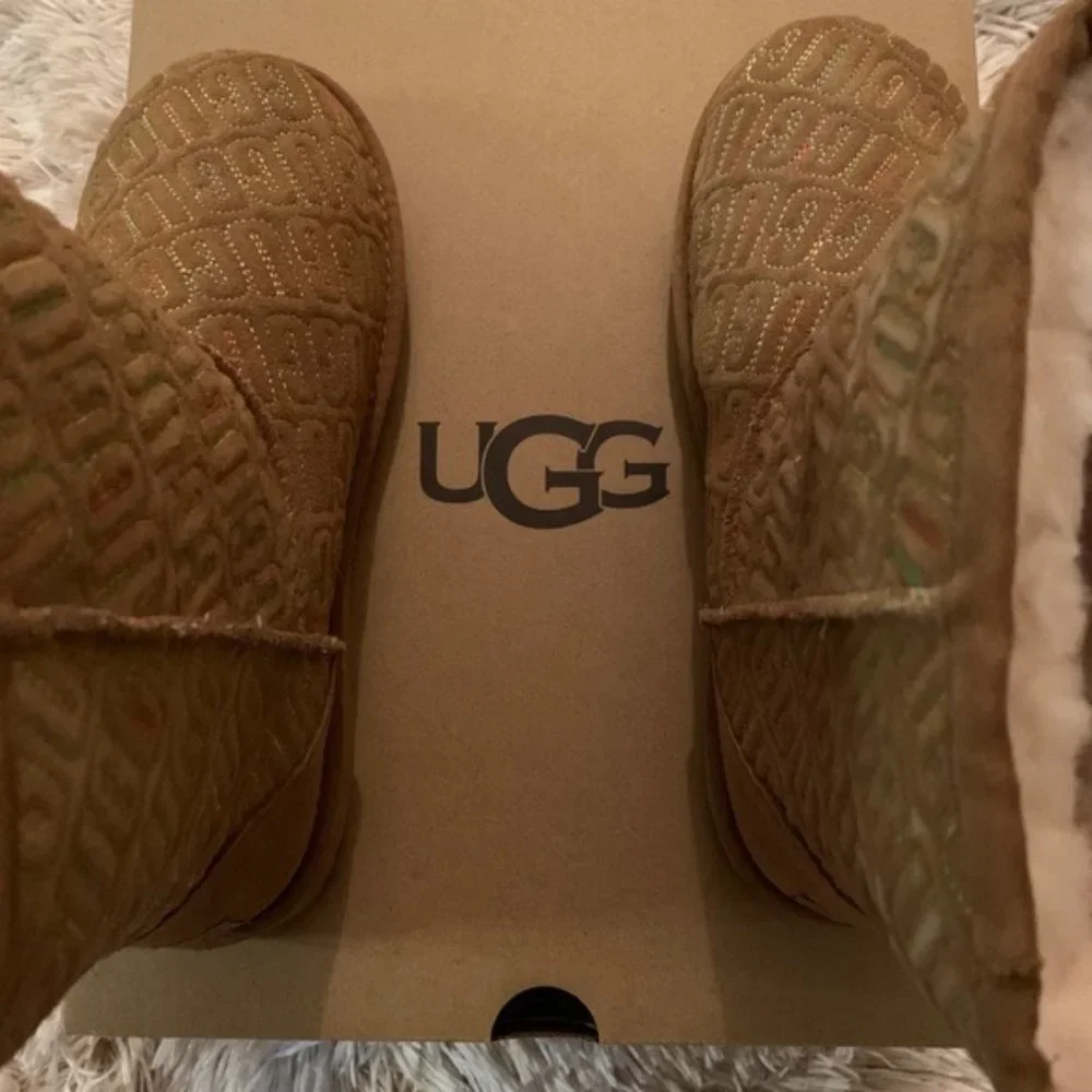 UGG details care