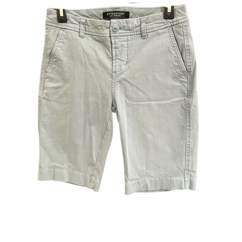 Liverpool Women's Light Blue-Gray‎ Pond Blue Shorts. Women’s Size 2.