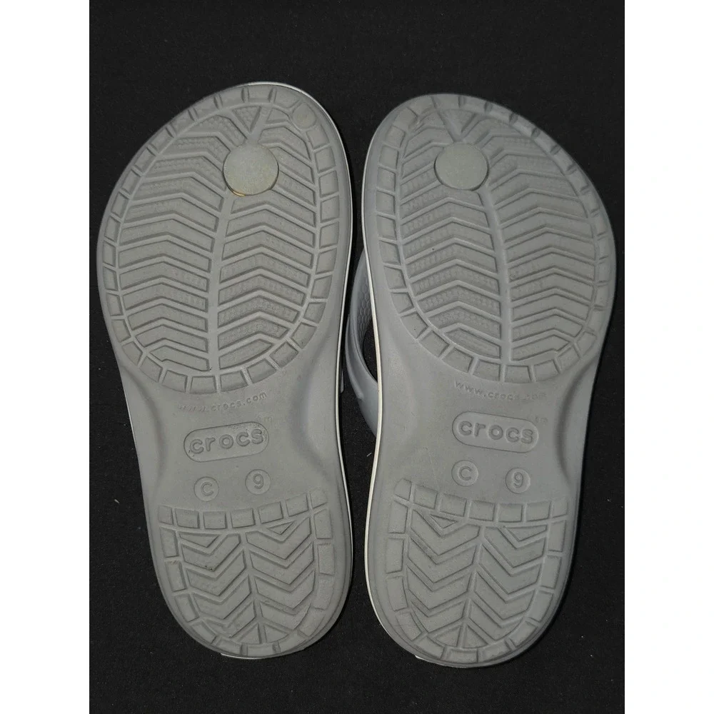 CROCS step into