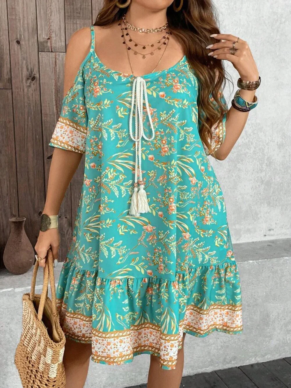 Green Boho Women's Plus Size cold Shoulder Dress with Plant Print and Tassel Tie