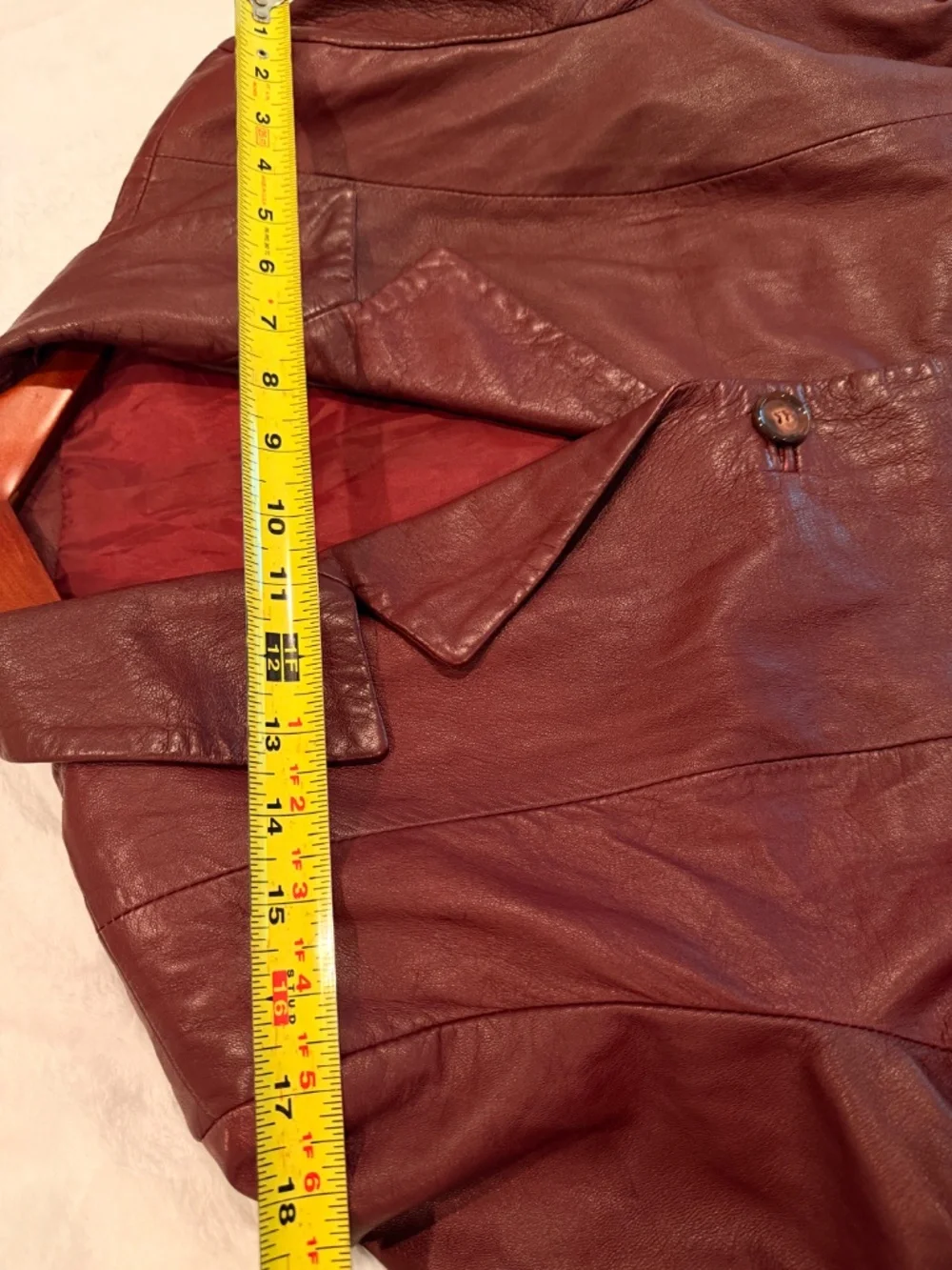 Vera Pelle details brand