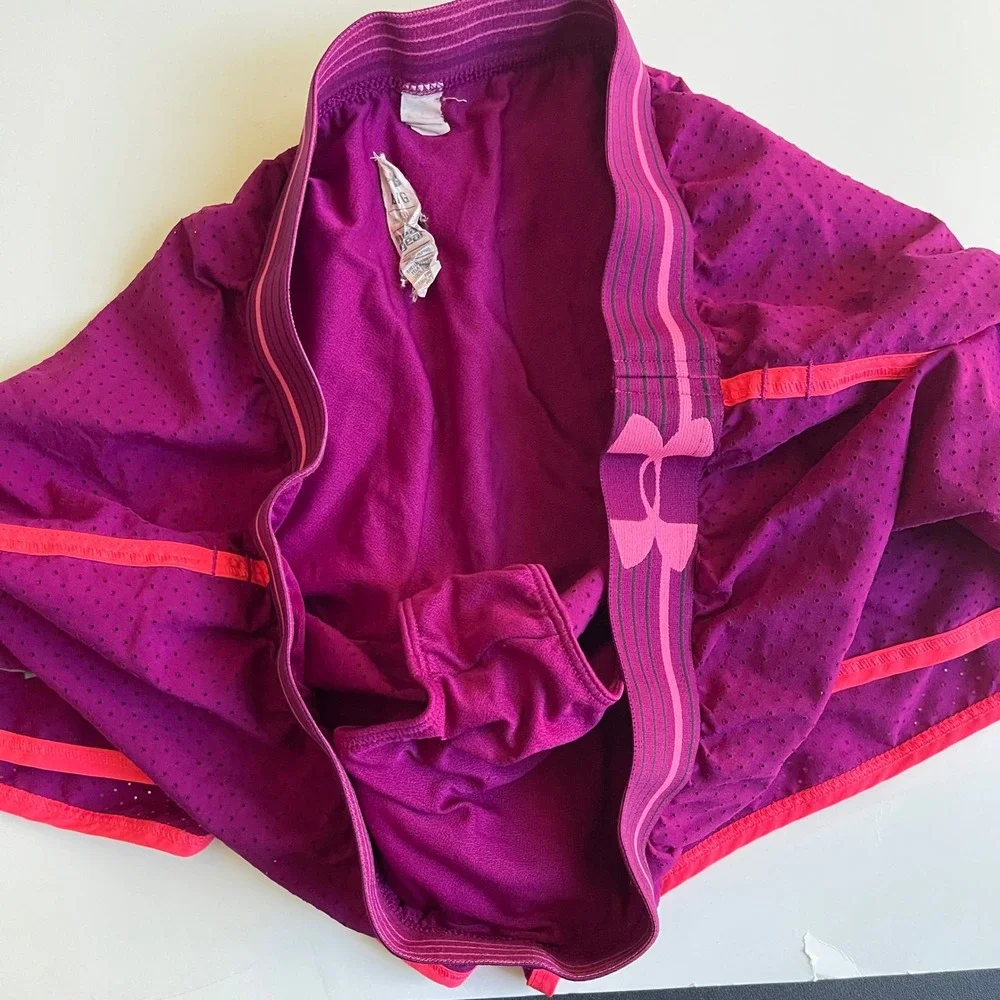 Under Armour pink 75