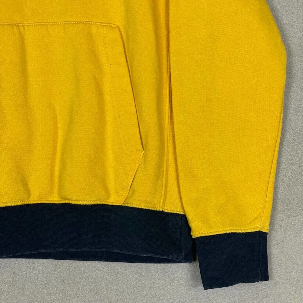 Nike hoodie adult