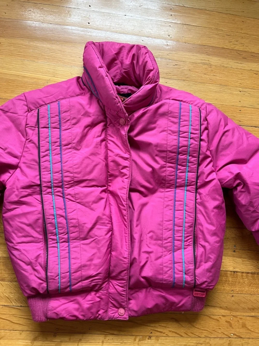 Vintage 80s retro duck down ski jacket bubble coat pink cropped M mountain goat