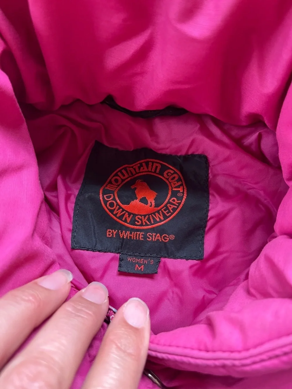 Vintage 80s retro duck down ski jacket bubble coat pink cropped M mountain goat