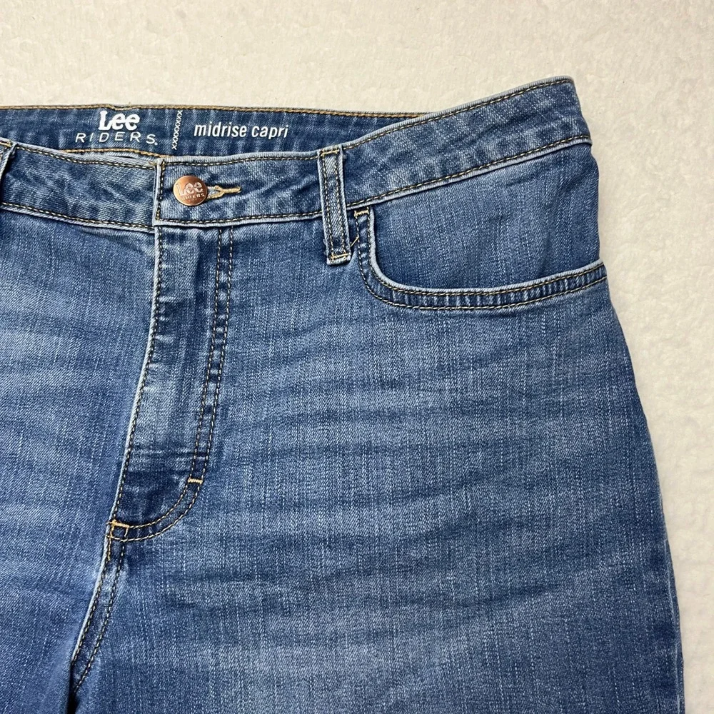 Lee Riders Capri Jeans Womens 14‎ Blue Midrise Capri Stretch Denim Cropped Pants