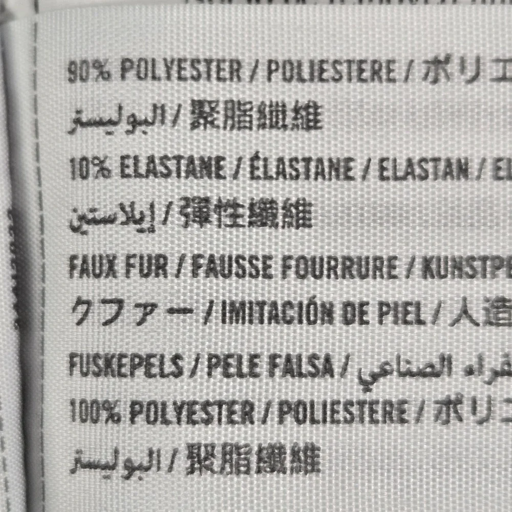 Hollister *please carefully