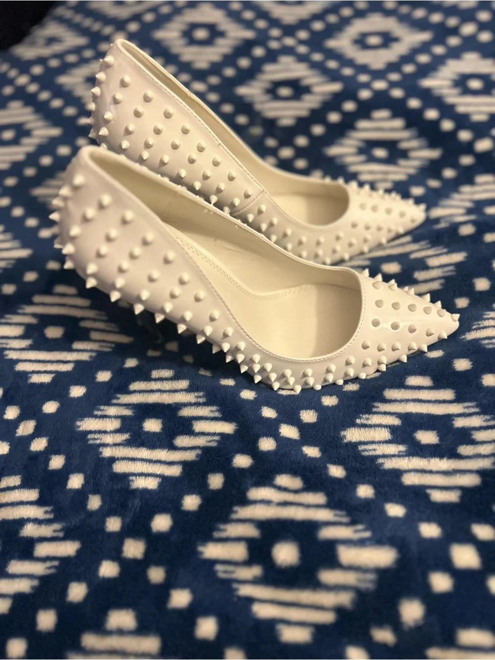 N/A 🩶🌟🔥chic white