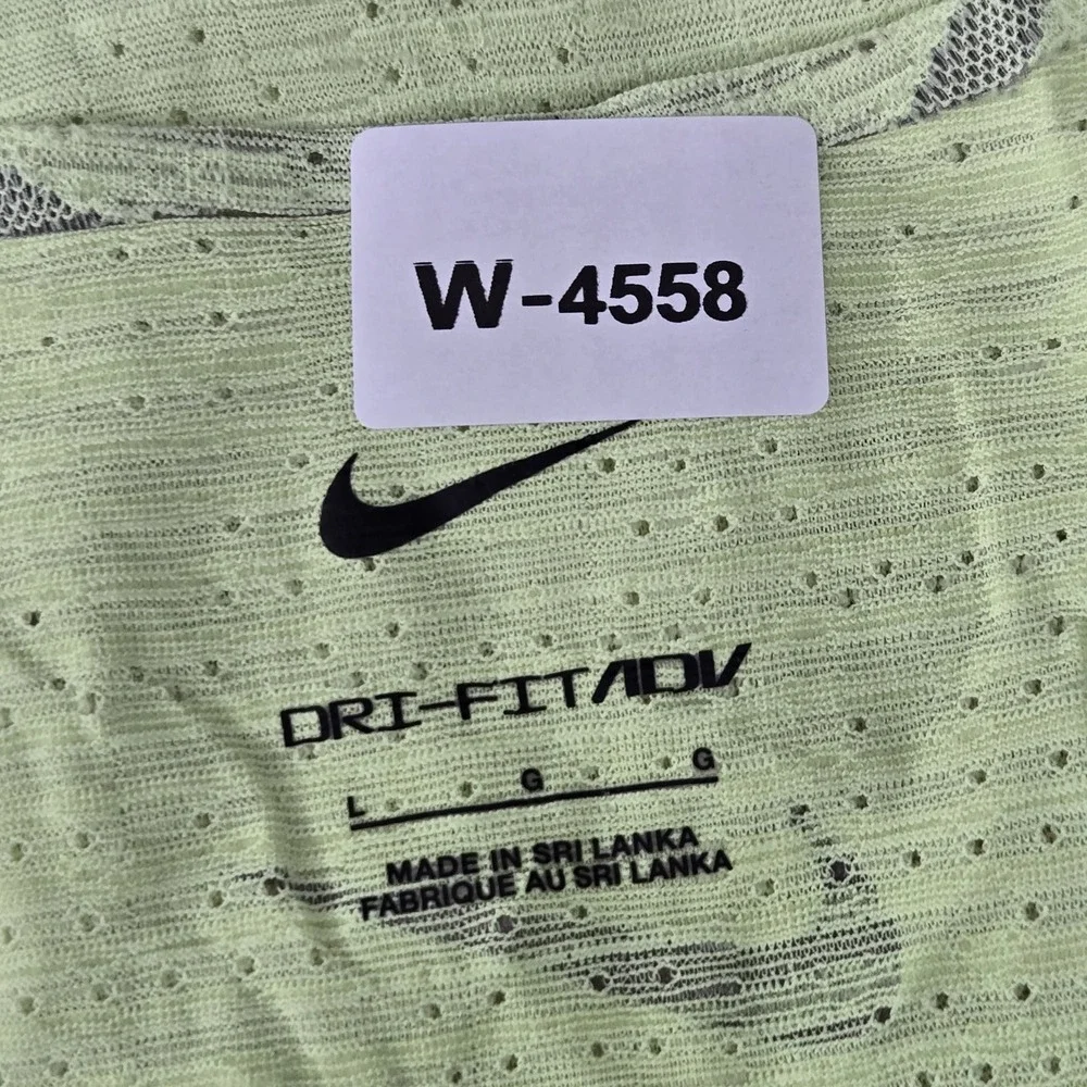 Nike *please carefully