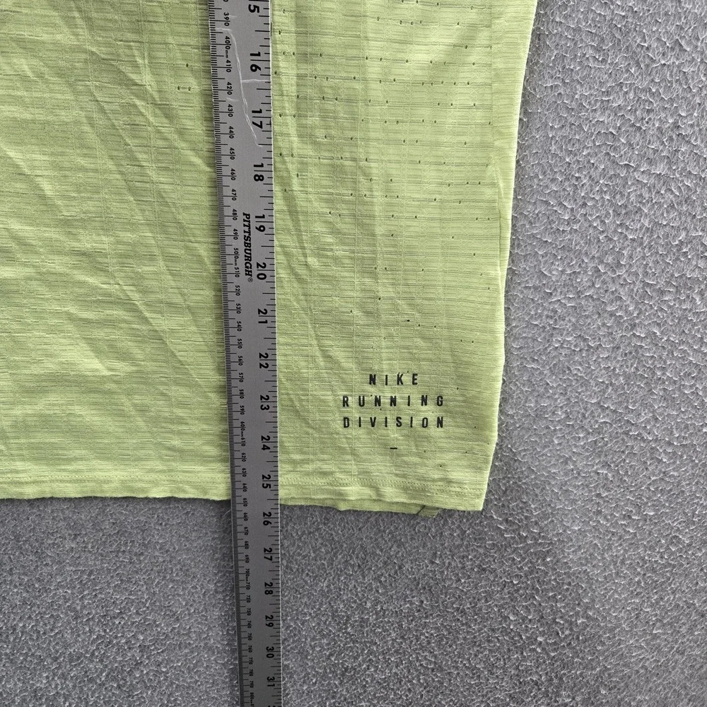 Nike *please carefully