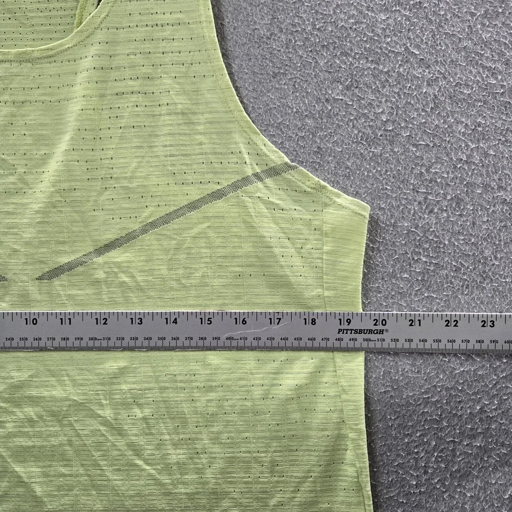 Nike *please carefully