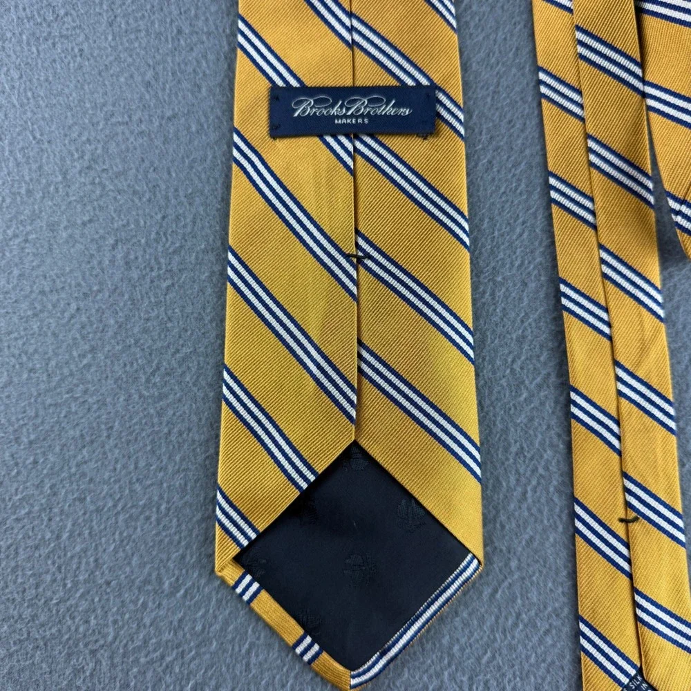 Brooks Brothers item good