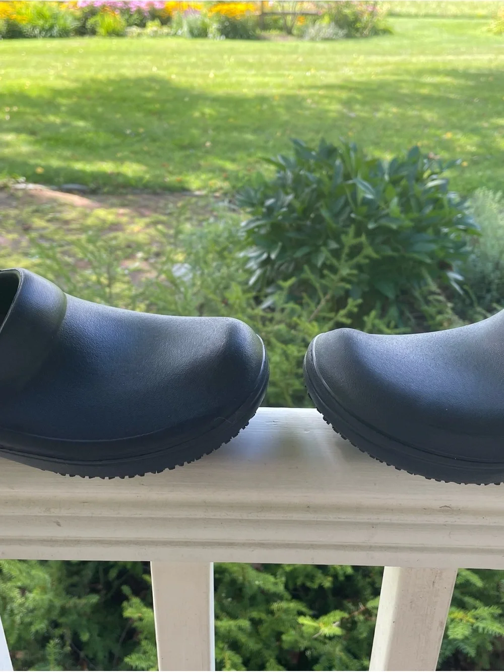 CROCS comfortable black