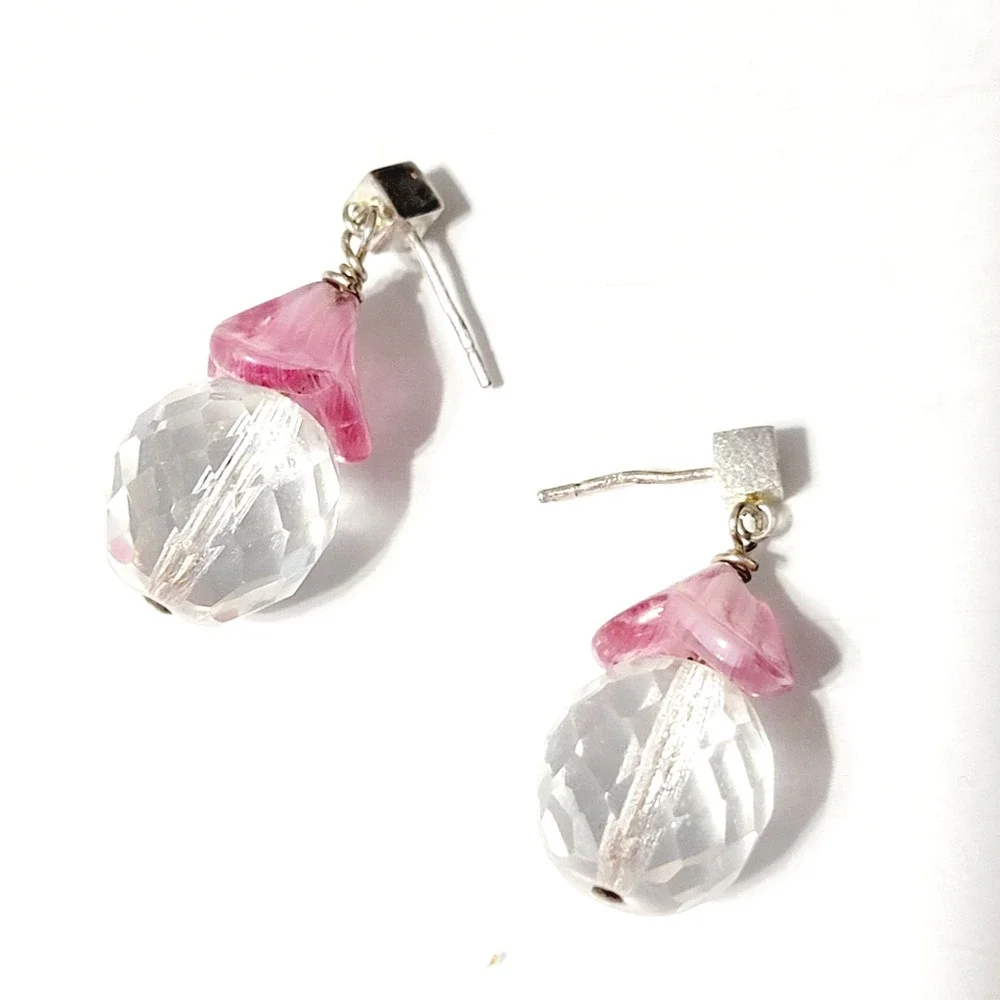 Unbranded vintage dangle