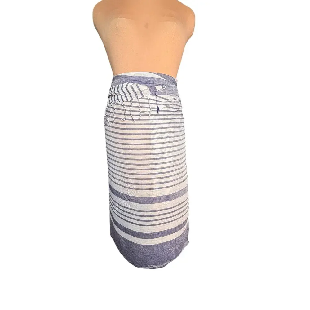 Unbranded blue white