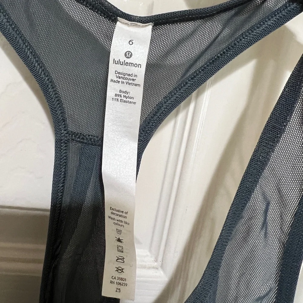 lululemon athletica questions leave