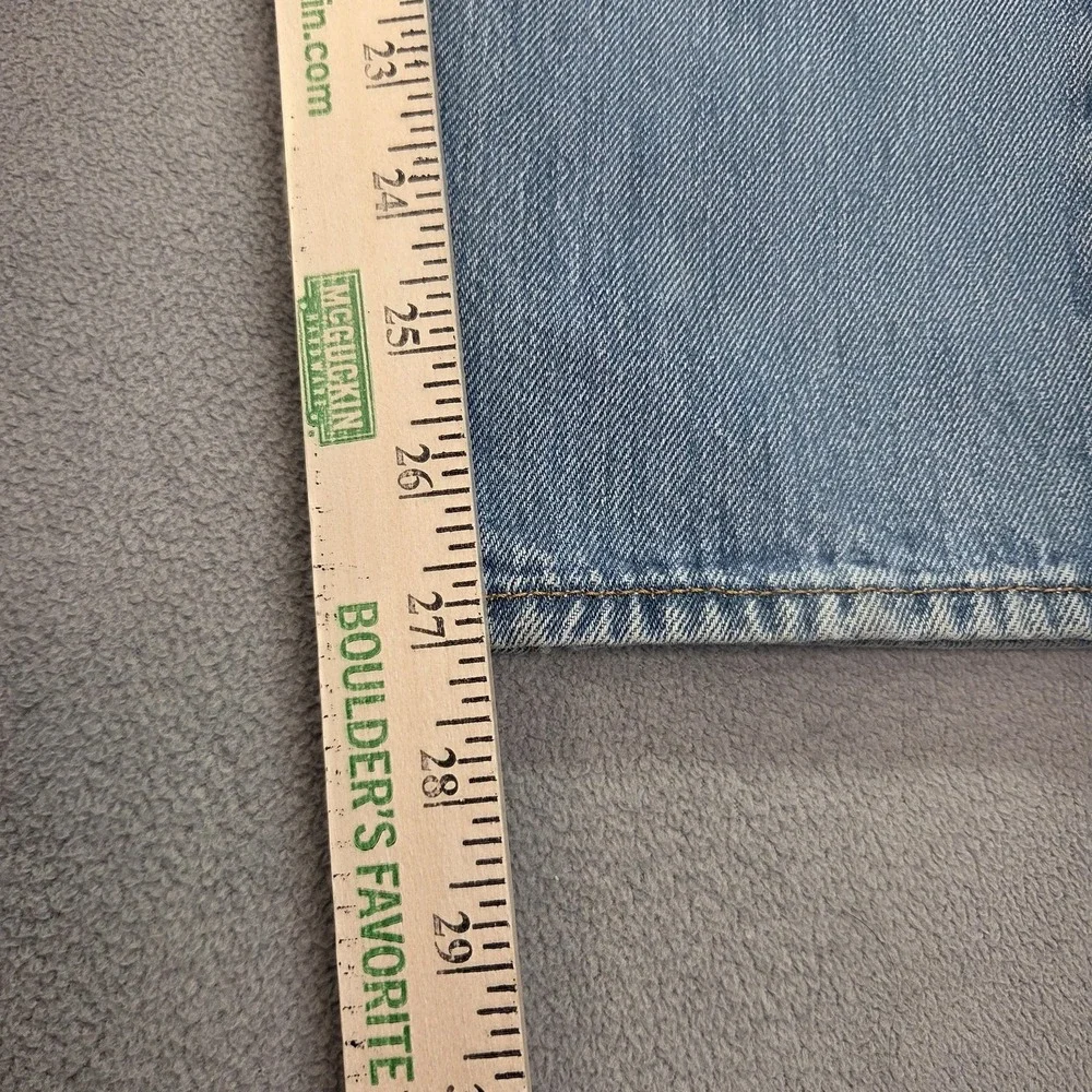 Levis important sizing