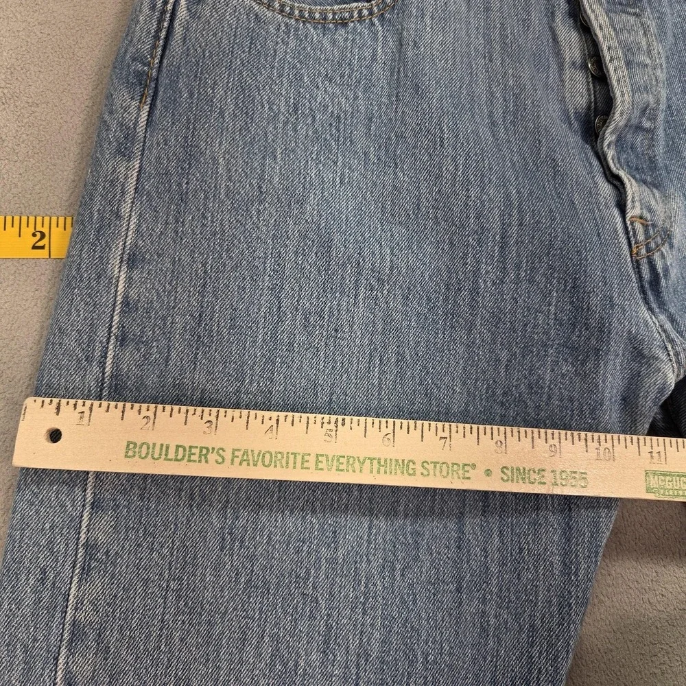 Levis important sizing