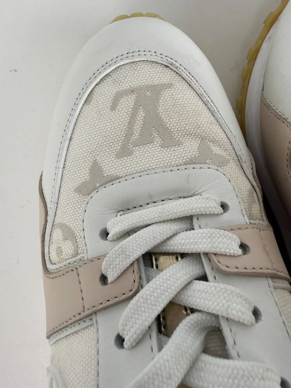 Louis Vuitton authentic louis