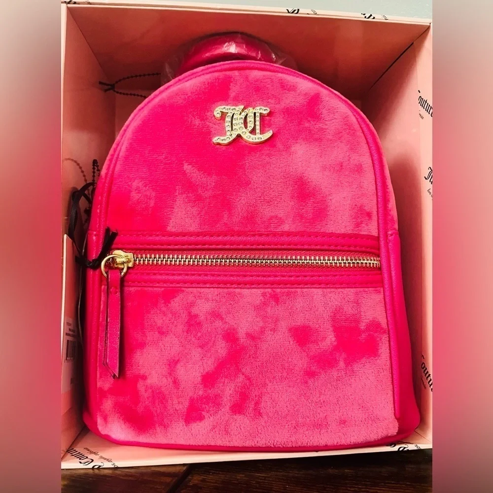 Juicy Couture add pop
