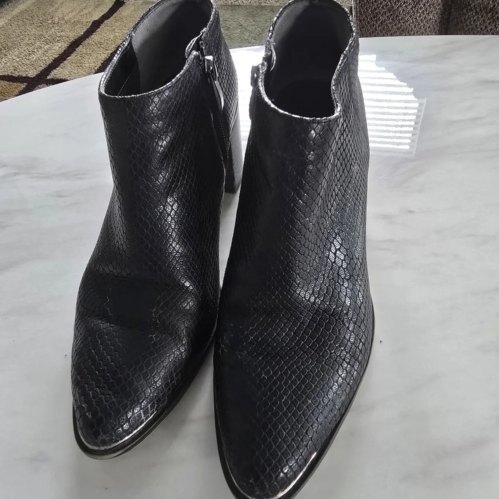 Franco Sarto elevate your