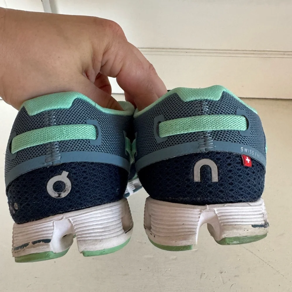 On Running cloud women’s