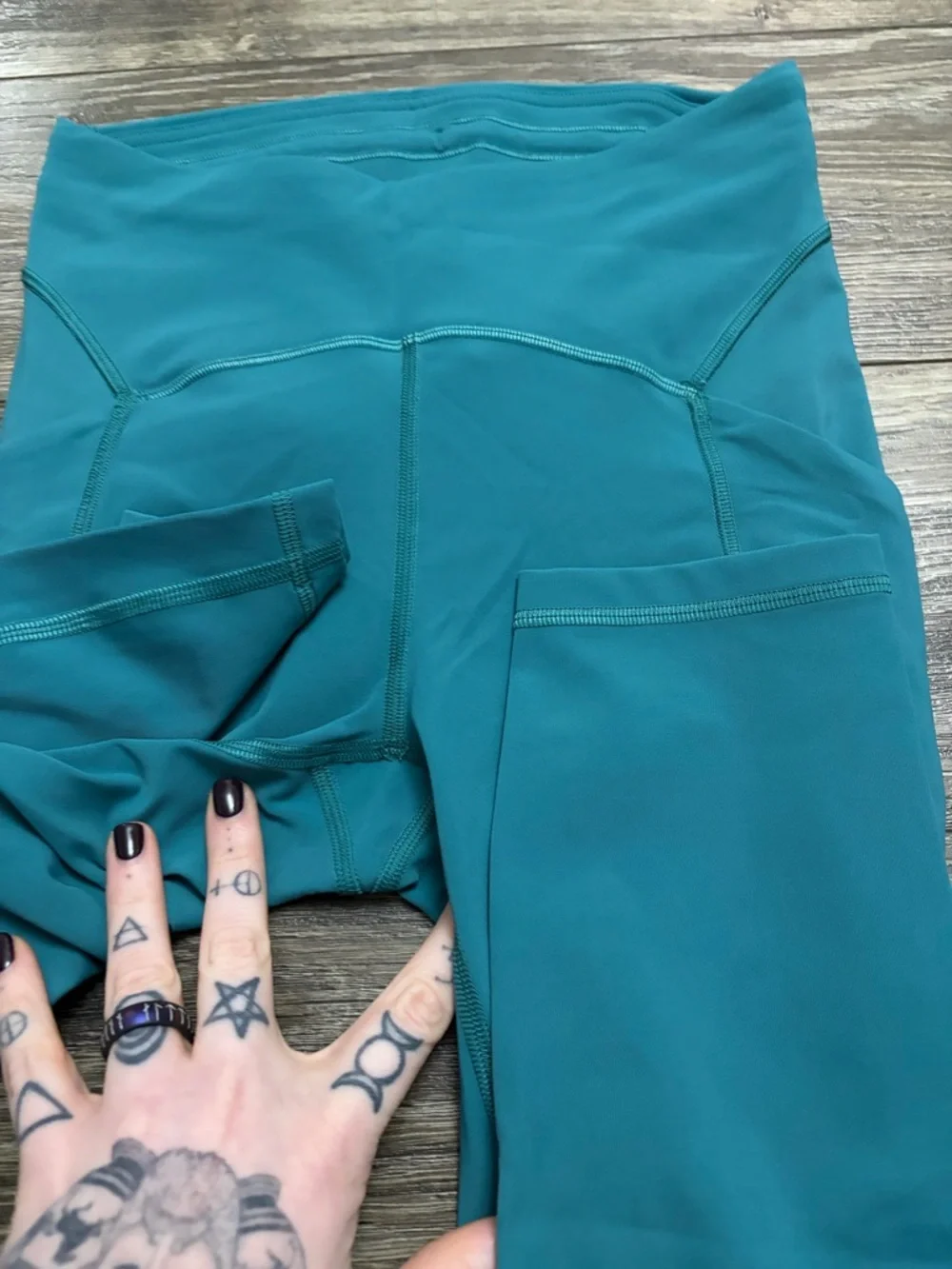 lululemon athletica very light