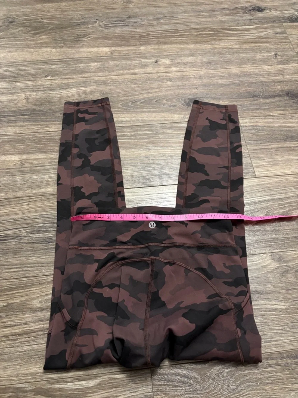lululemon athletica soft no pockets