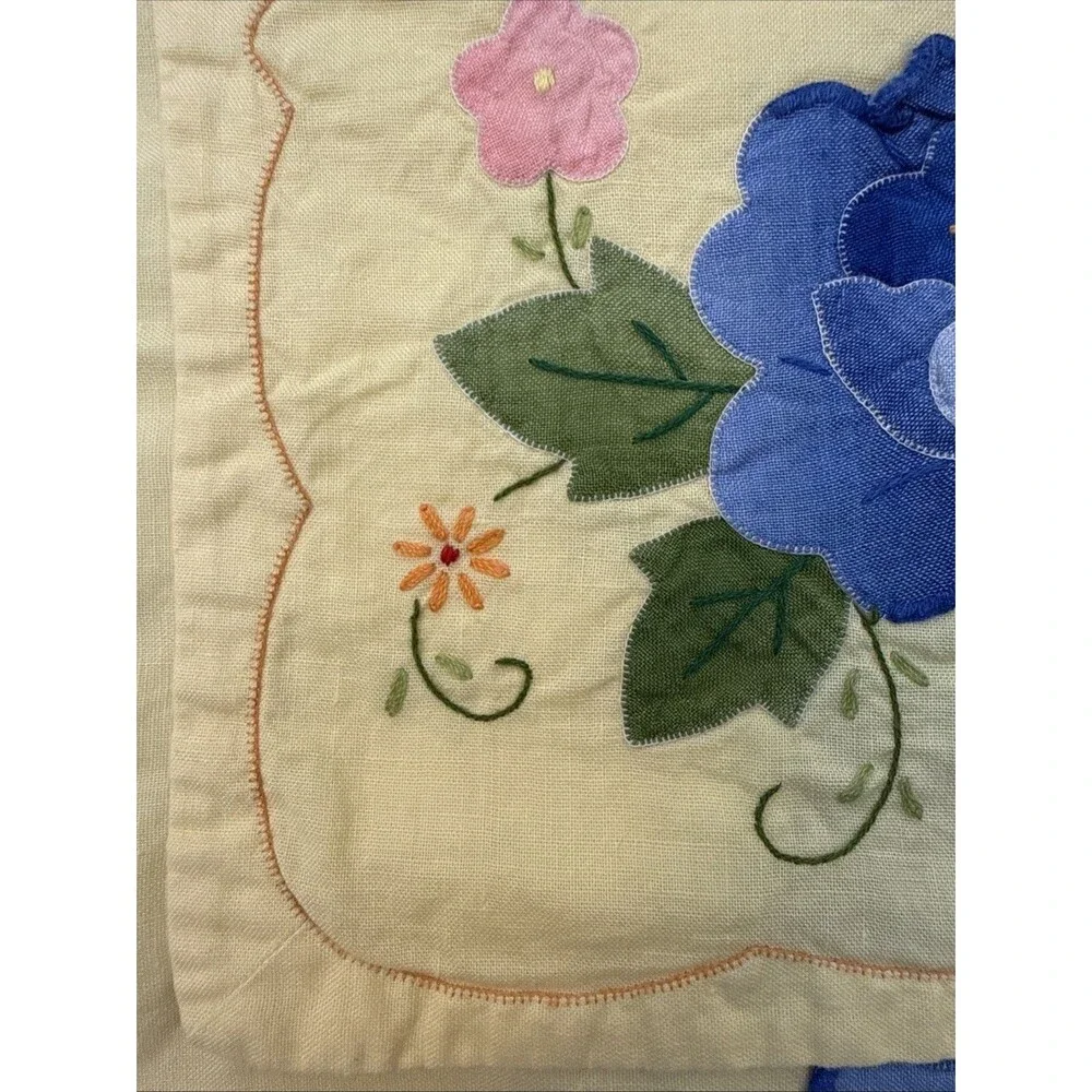 Vintage Yellow 4 Placemats 4 Napkins Embroidered Flower Floral Appliqué Set