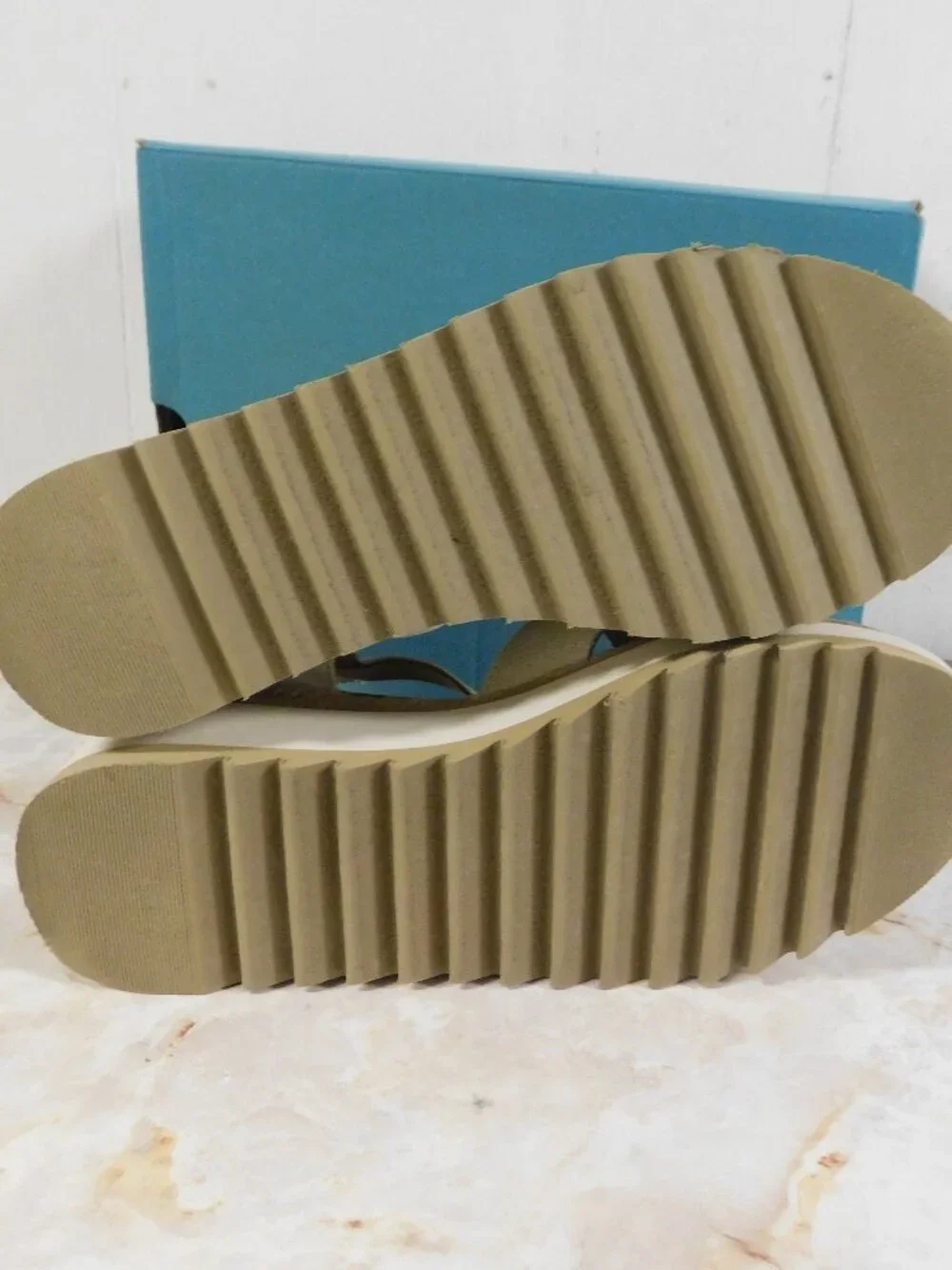 Toms noelani natural