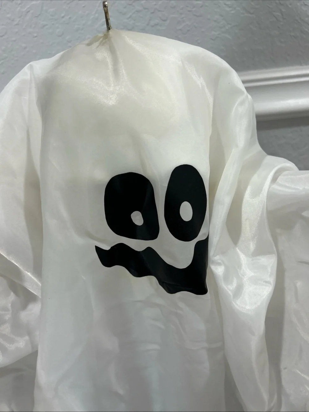 Gemmy has stains