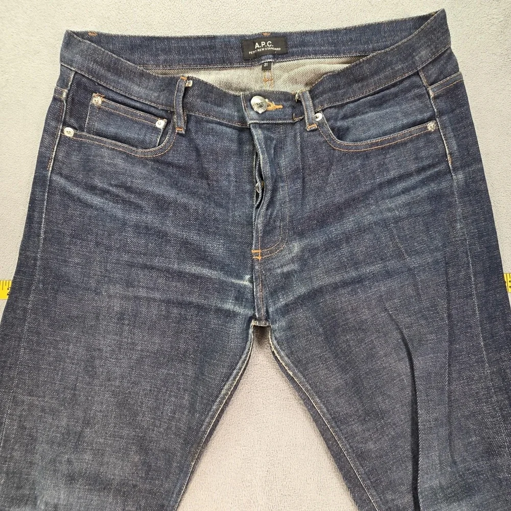 A.P.C. important sizing