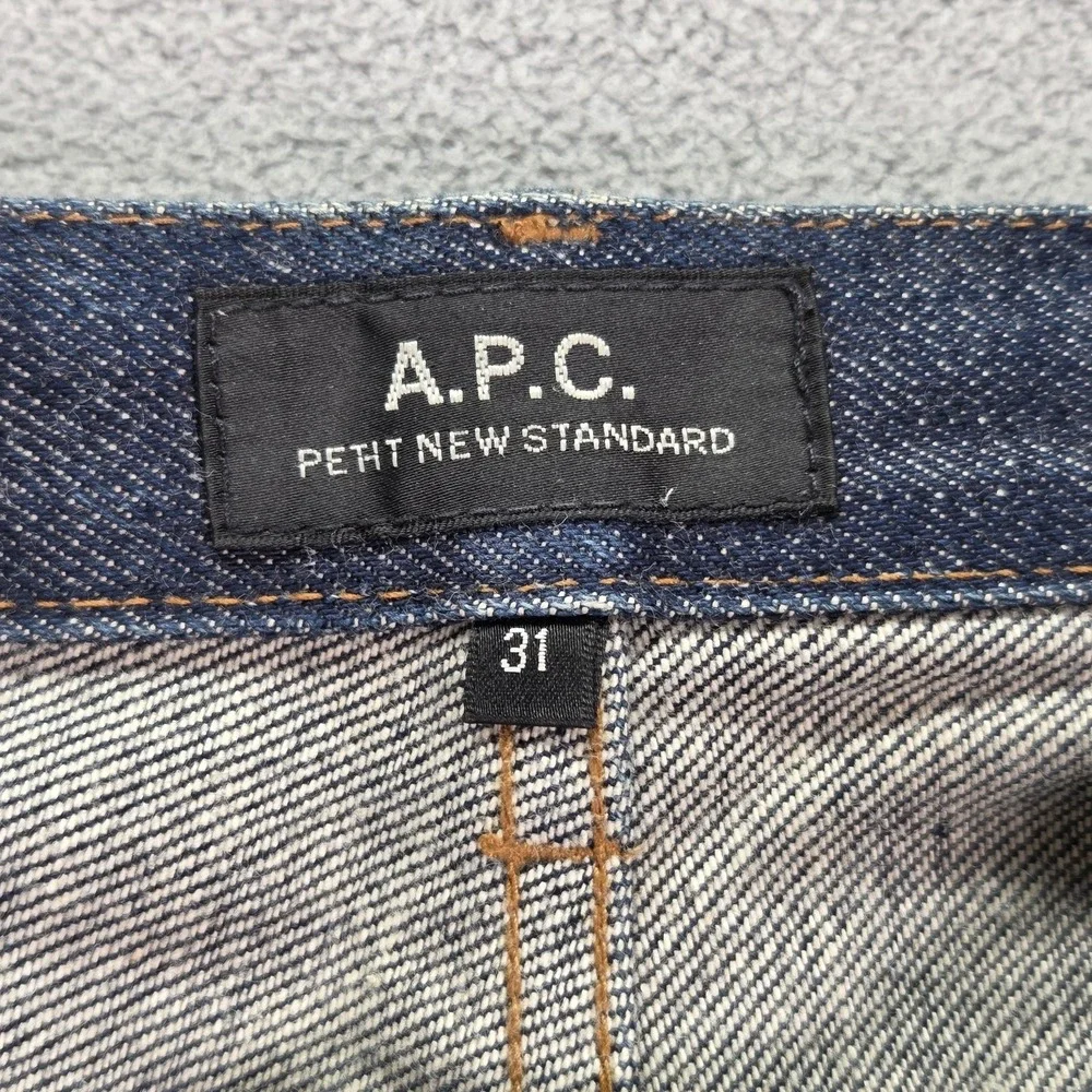 A.P.C. important sizing