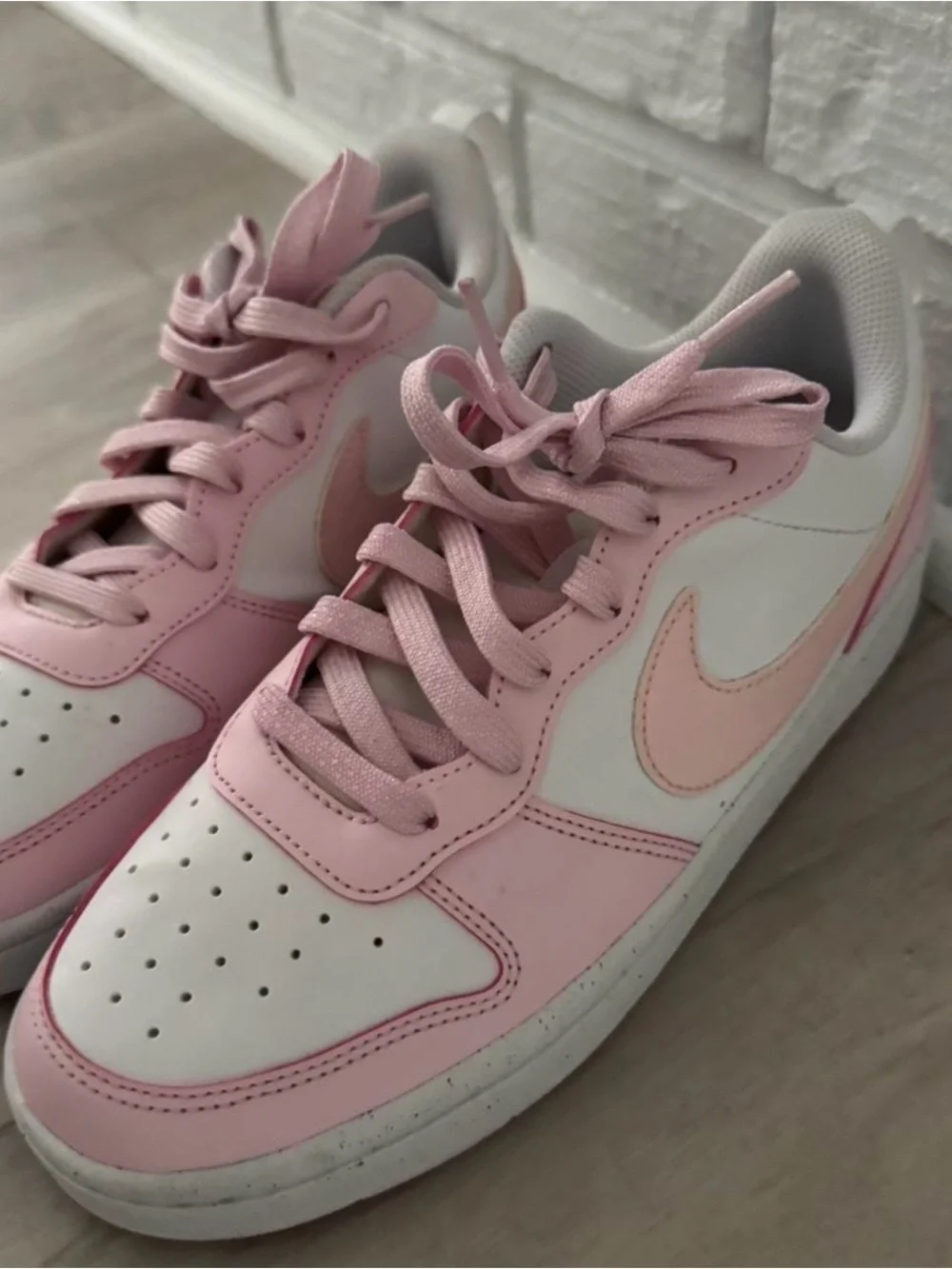 Nike comfortable sneakers