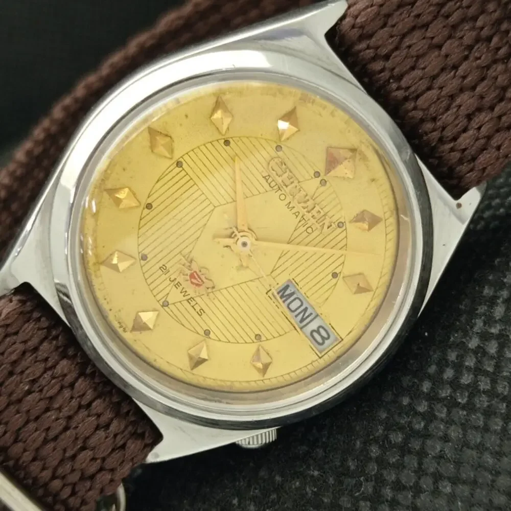 Vintage 1977 Citizen Automatic Mens Silver Watch W/daydate & Gold accents