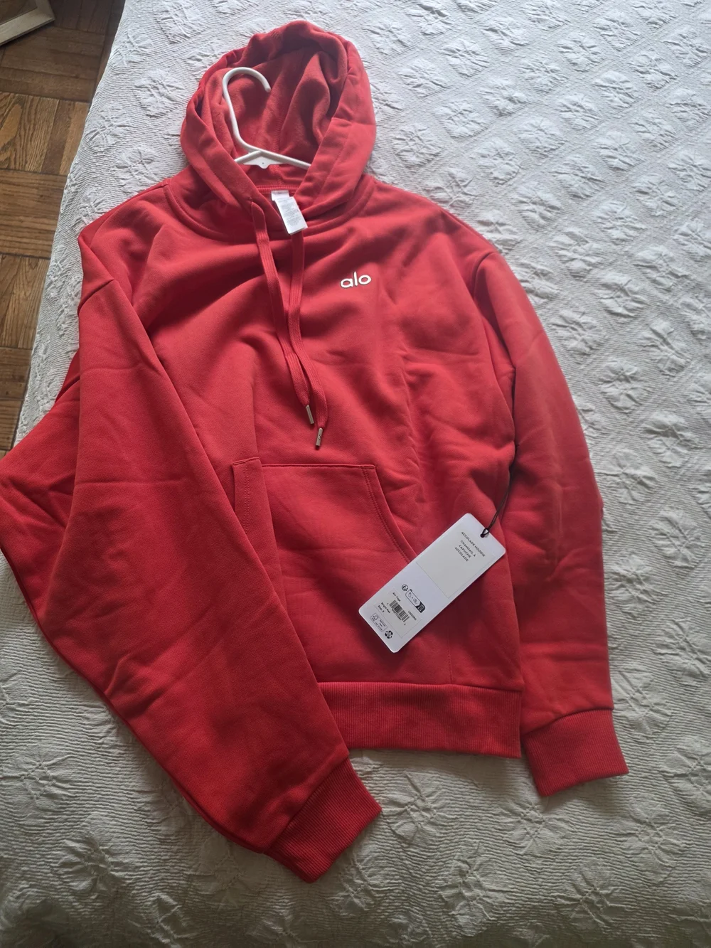 ALO Yoga relaxed fit