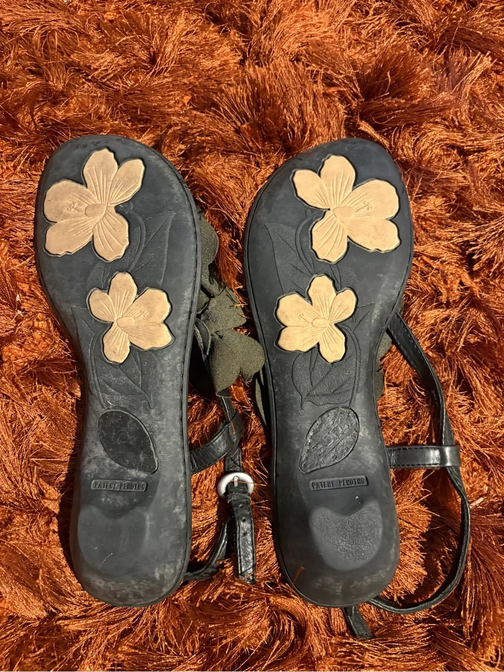 Born stylish sandals