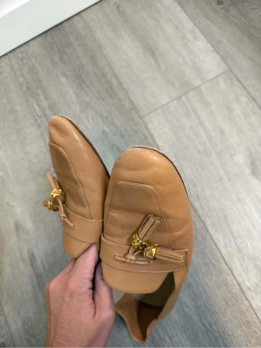 Stuart Weitzman questions leave