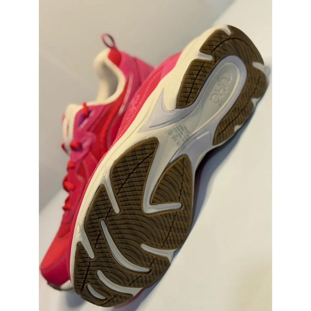 Ryka skyrise walking