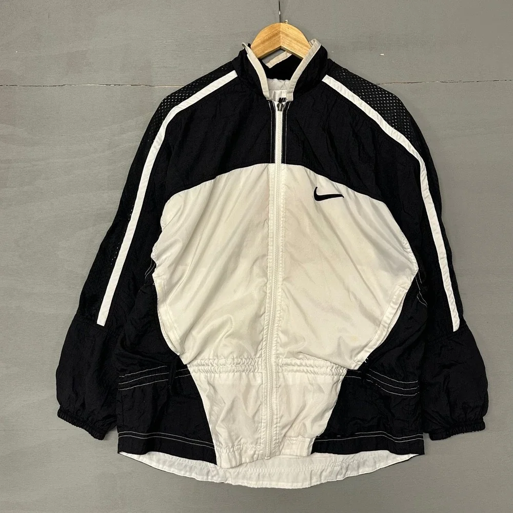 Nike athletic windbreaker