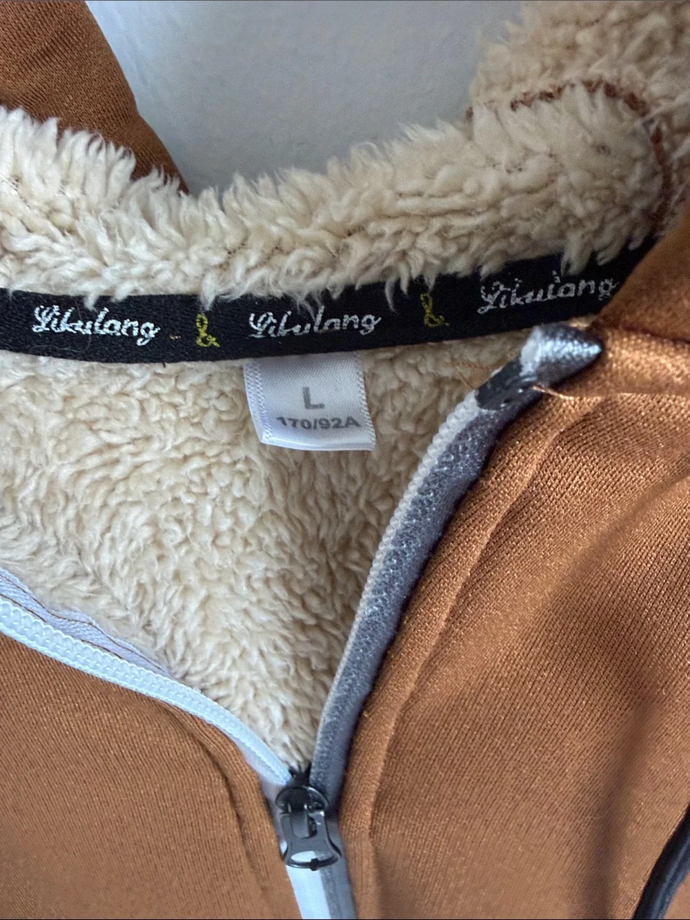 N/A cozy brown
