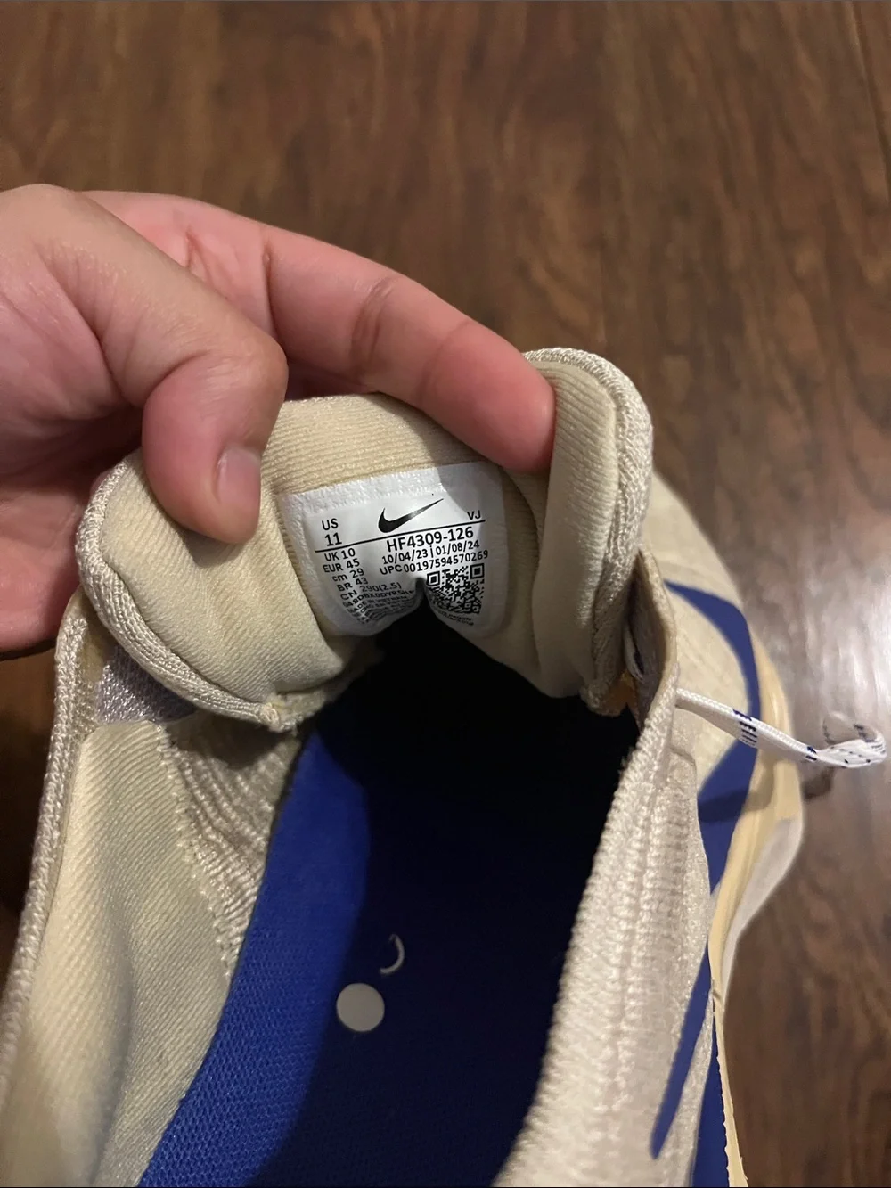 Nike lightweight men’s