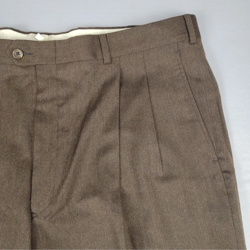 VTG Claiborne Dress Pants Mens 42x32 Brown 100% Worsted Wool Pleated Cuffed NWOT